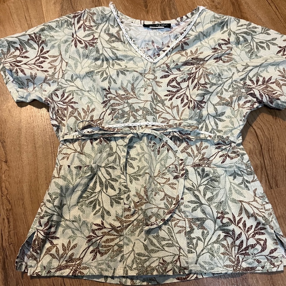 XS cotton brown green and tan scrub top